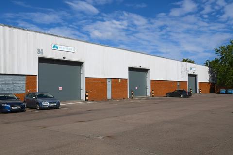 Warehouse to rent, Highlands Rd Solihull B90 4NZ