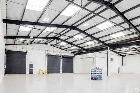 Distribution warehouse to rent, Standard Rd London NW10 6DF