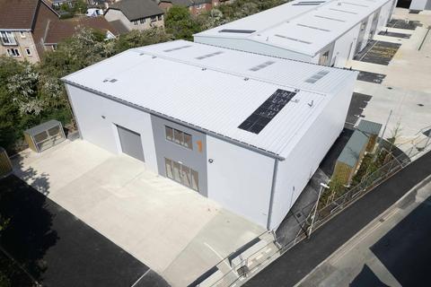 Warehouse to rent, Faraday Rd Swindon SN3 5HS