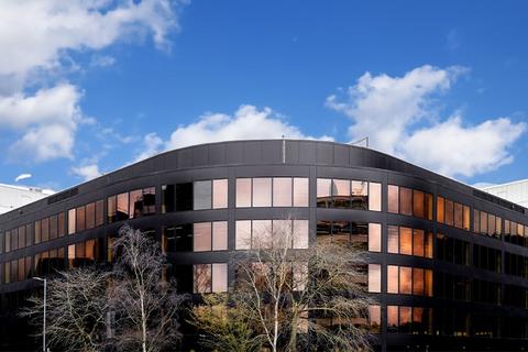 Office to rent, 1 Newbridge Sq Swindon SN1 1BY