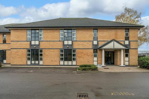 Office to rent, Mark Rd Hemel Hempstead HP2 7DW