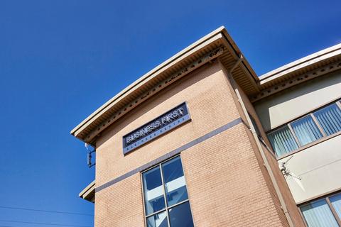 Office to rent, Davyfield Road Rd Blackburn BB1 2QY