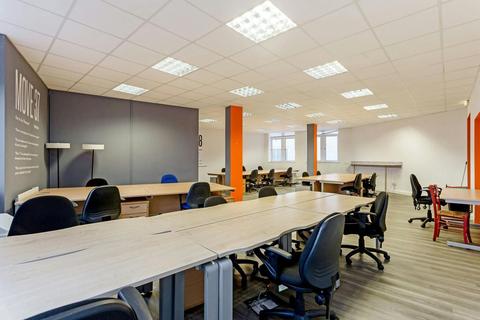 Office to rent, 733-741 High Rd London N12 0BP