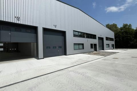 Warehouse to rent, London Rd Macclesfield SK10 4NL