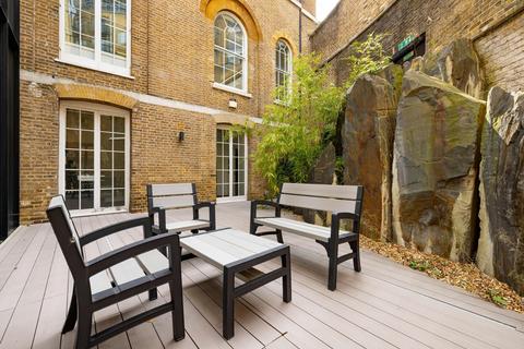 Office to rent, 3 Thomas More St London E1W 1YZ