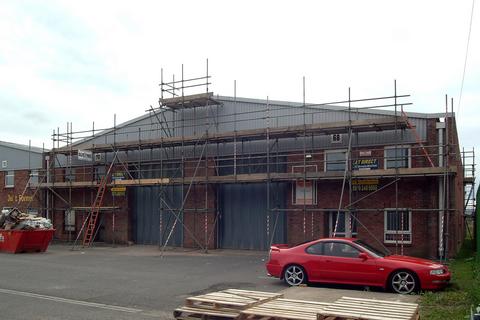 Warehouse to rent, Hammonds Dr Eastbourne BN23 6PW