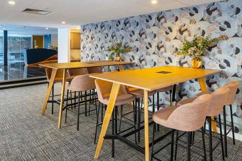 Office to rent, 282 Farnborough Rd Farnborough GU14 7NA