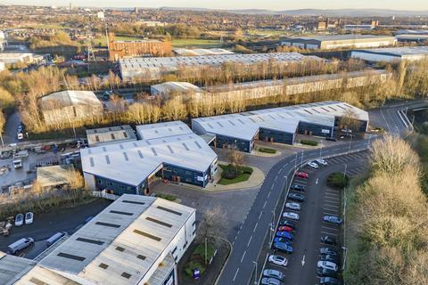 Warehouse to rent, Brookside Business Park Manchester M24 1GS
