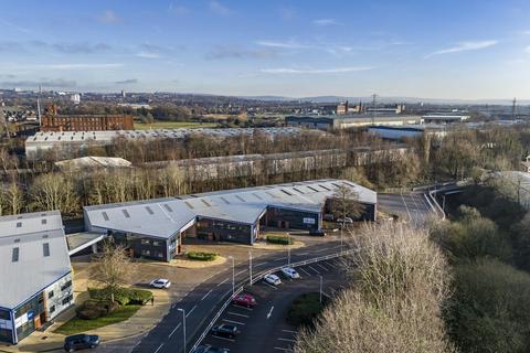 Warehouse to rent, Brookside Business Park Manchester M24 1GS