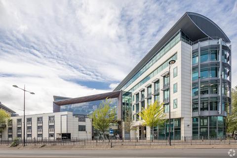 Office to rent, Onslow St Guildford GU1 4TN