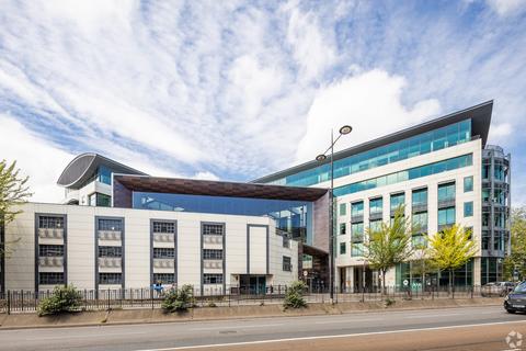 Office to rent, Onslow St Guildford GU1 4TN