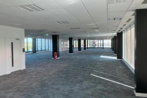 Office to rent, Onslow St Guildford GU1 4TN