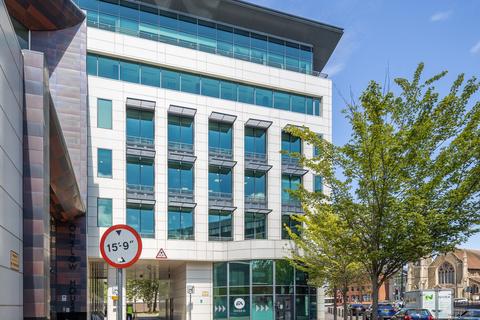 Office to rent, Onslow St Guildford GU1 4TN