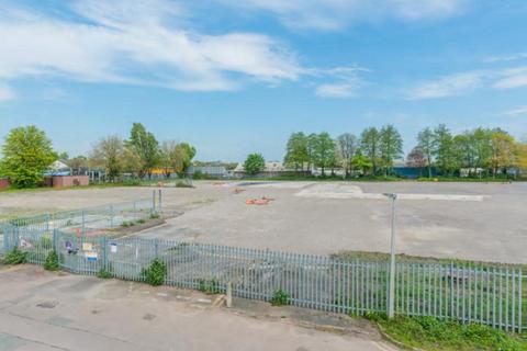 Land to rent, Bristol Rd Gloucester GL2 5YA