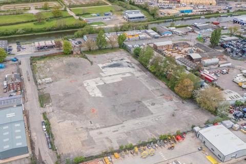 Land to rent, Bristol Rd Gloucester GL2 5YA
