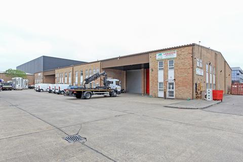 Warehouse to rent, 18-24 Whitby Ave London NW10 7SF
