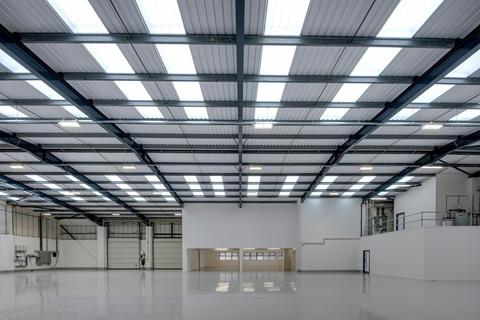 Warehouse to rent, 16 Colonial Way Watford WD24 4YT