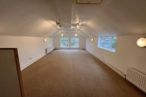 Office for sale, 10A Weston Rd Aylesbury HP22 5EG