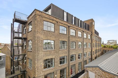 Office to rent, Perren St London NW5 3ED