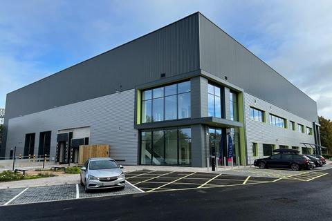 Warehouse to rent, 1190 Park Av Almondsbury BS32 4TF