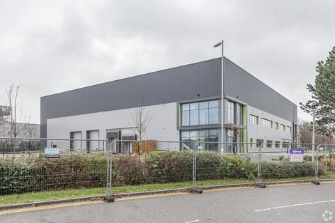 Warehouse to rent, 1190 Park Av Almondsbury BS32 4TF