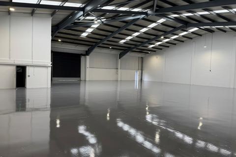 Warehouse to rent, Grosvenor Grange Warrington WA1 4SF