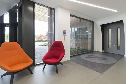 Office to rent, Hatters Ln Watford WD18 8YF