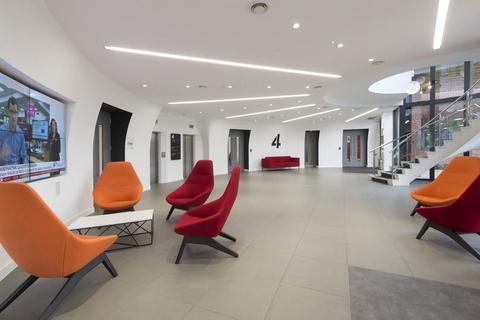 Office to rent, Hatters Ln Watford WD18 8YF