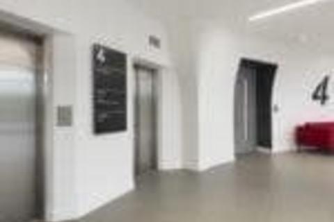 Office to rent, Hatters Ln Watford WD18 8YF