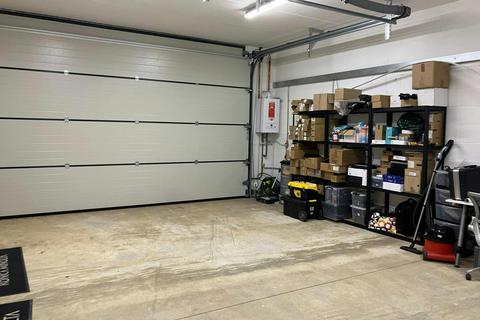 Warehouse to rent, Barker Rd Cramlington NE23 1WL