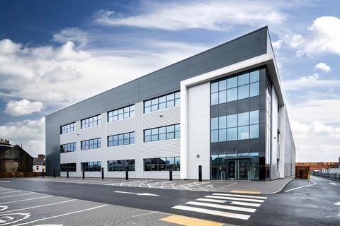 Warehouse to rent, 374 Ealing Rd Wembley HA0 1HG