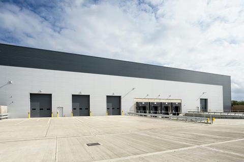 Warehouse to rent, 374 Ealing Rd Wembley HA0 1HG