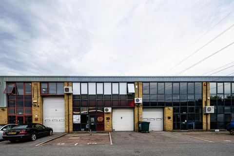 Warehouse to rent, 50 Windsor Av London SW19 2TJ