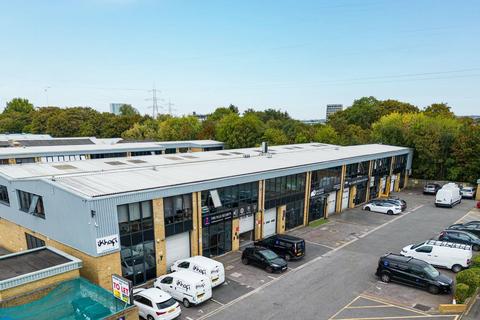 Warehouse to rent, 50 Windsor Av London SW19 2TJ