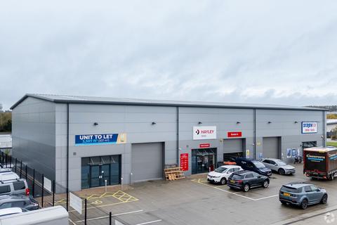 Distribution warehouse to rent, Ninth Av Burton On Trent DE14 3JZ