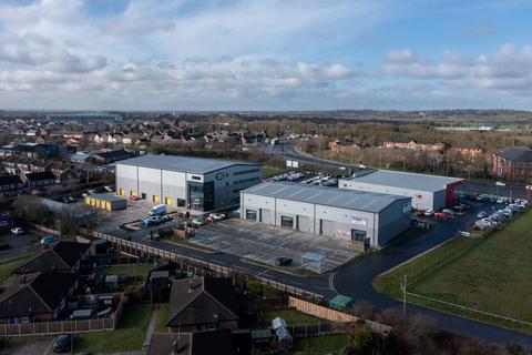 Distribution warehouse to rent, Ninth Av Burton On Trent DE14 3JZ