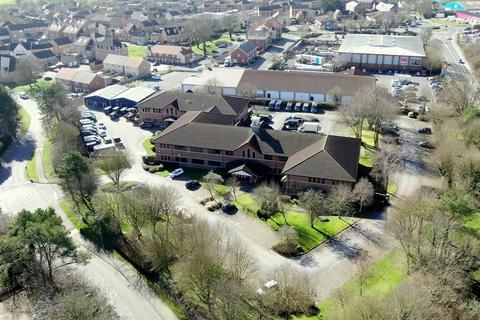 Office to rent, Horton Av Devizes SN10 2AZ