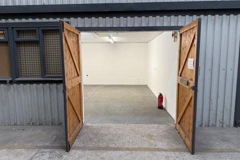 Warehouse to rent, Folders Ln E Hassocks BN6 8SL