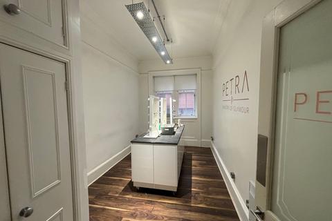 Office to rent, 166 Buchanan St Glasgow G1 2LW