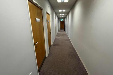 Retail property (high street) to rent, 26 Market St Crewe CW1 2EL