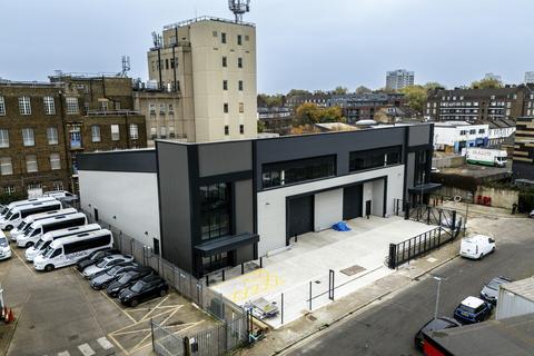 Warehouse to rent, 35 Pensbury Pl London SW8 4TR