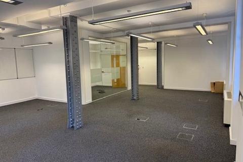 Office to rent, 130 Fleet St London EC4A 2BH