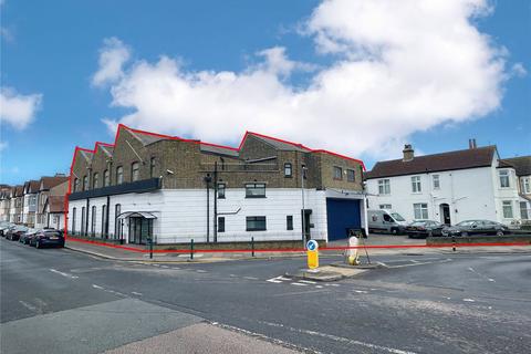 Retail property (high street) to rent, 50 Chase Rd Southend On Sea SS1 2RE