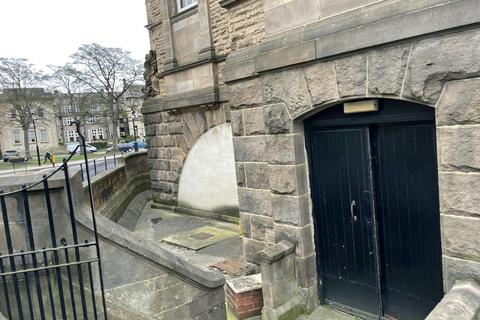 Retail property (high street) to rent, Crescent Rd Harrogate HG1 2WJ