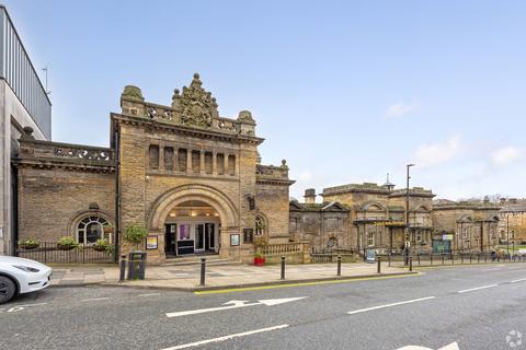 Retail property (high street) to rent, Crescent Rd Harrogate HG1 2WJ