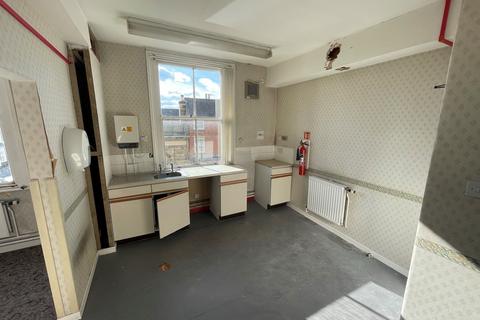 Office for sale, 32 Bridge St Tadcaster LS24 9AH
