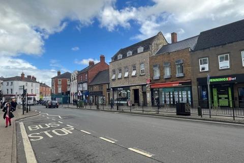 Office to rent, 25 High St Banbury OX16 5EG