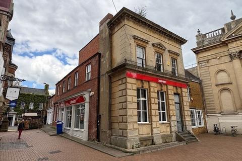 Retail property (high street) to rent, 26 Market Pl Banbury OX16 5NG