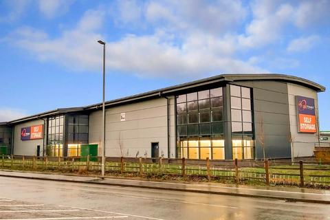 Warehouse to rent, Silkin Way Telford TF1 6QJ