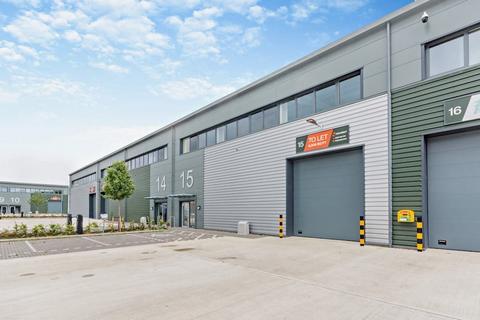 Warehouse to rent, College Rd Aylesbury HP22 5EW